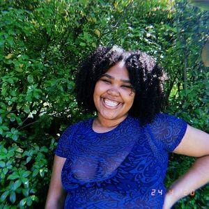 Meet your Posher, Nyla